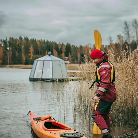 Poukama Gæstehus 3*