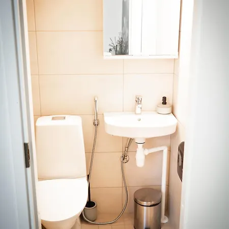 Konukevi Poukama 3*